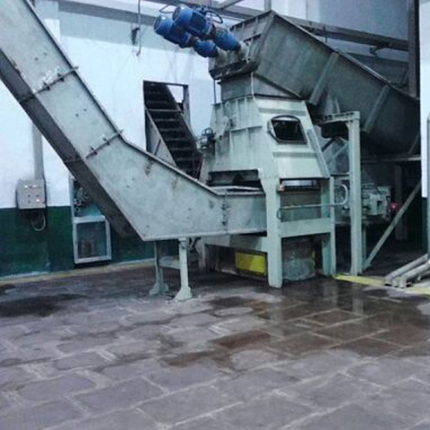 Transportador de raspador de cadena de aserrín de alimentación multipunto